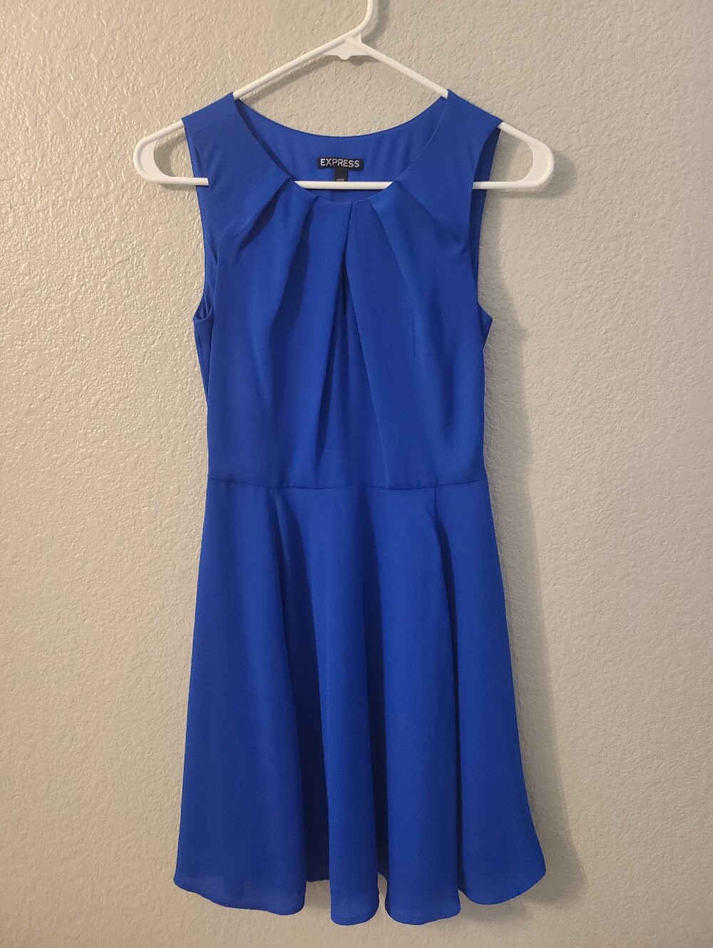 Express Sleeveless Royal Blue Fit-and-Flare Dress Keyhole Womens Size 0 - Picture 4 of 8